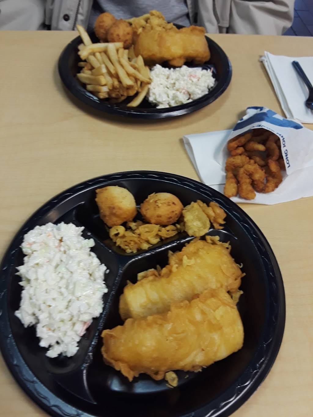 Long John Silvers | restaurant | 850 N Main St, Crown Point, IN 46307, USA | 2196637634 OR +1 219-663-7634