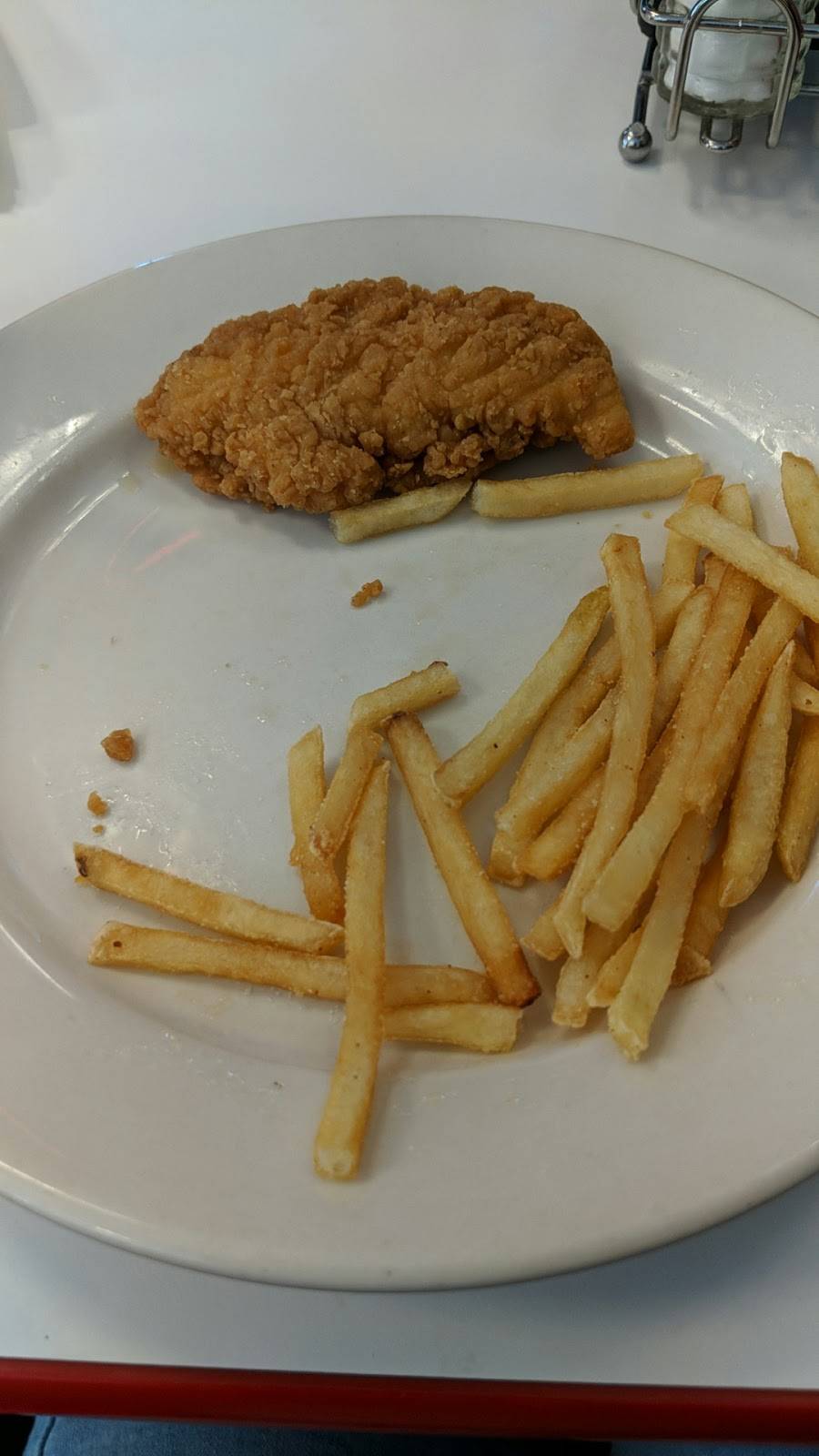 Steak n Shake | restaurant | 9150 N Main St, Dayton, OH 45415, USA | 9378320294 OR +1 937-832-0294