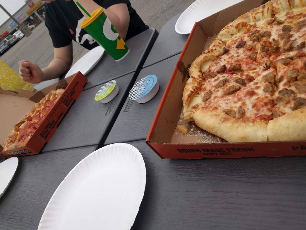 Little Caesars Pizza | meal takeaway | 10610 Bayview Ave, Richmond Hill, ON L4C 3N8, Canada | 9057871177 OR +1 905-787-1177