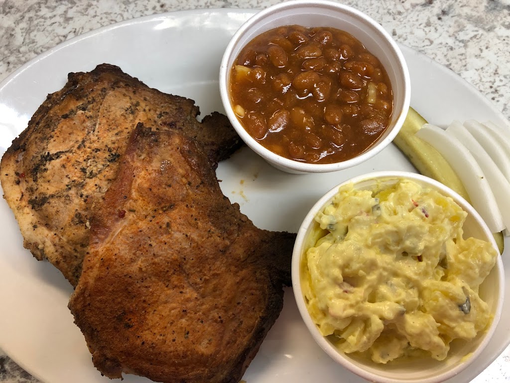 BobbyQ | restaurant | 915 N Osage Ave, Dewey, OK 74029, USA | 9185348329 OR +1 918-534-8329