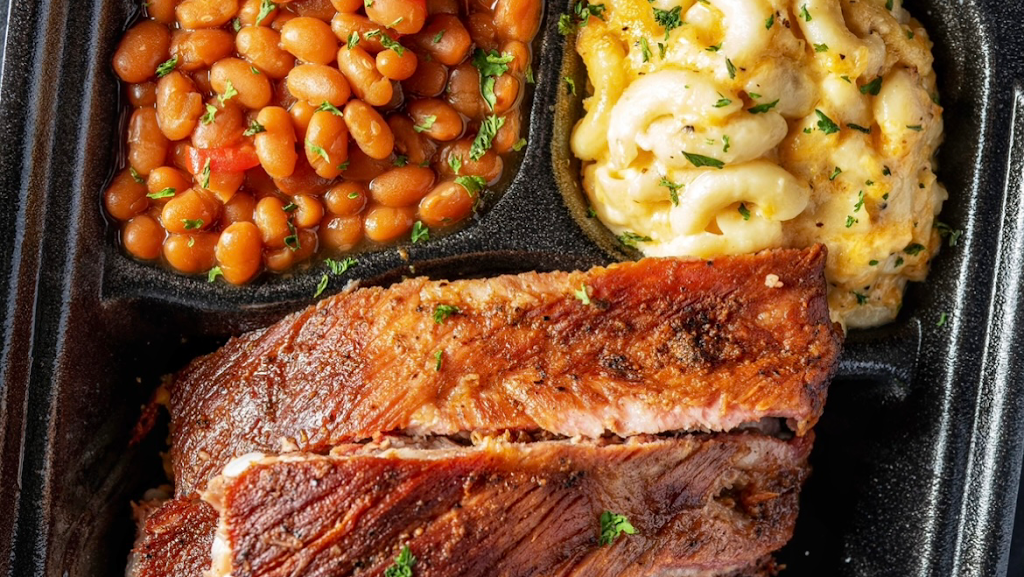 Smoke House BBQ | restaurant | 7490 Old National Hwy, Riverdale, GA 30296, USA | 6784898675 OR +1 678-489-8675