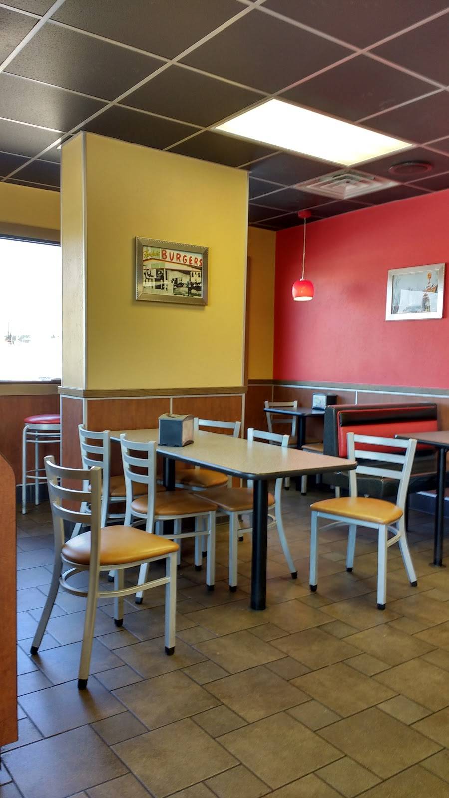 Hardees | restaurant | 2203 Paxton St, Harrisburg, PA 17111, USA | 7172327873 OR +1 717-232-7873