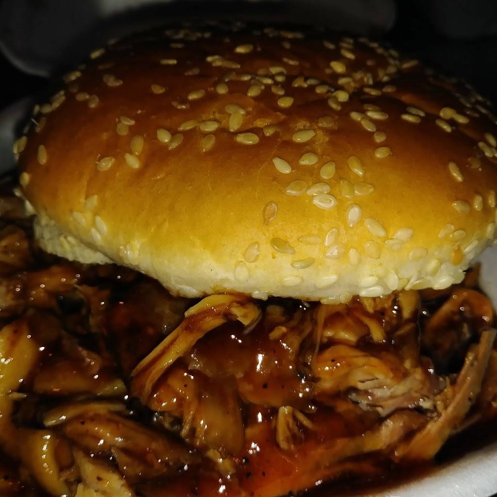 Barkleys BBQ | restaurant | 2017 N 29th St, Philadelphia, PA 19121, USA | 2157637427 OR +1 215-763-7427