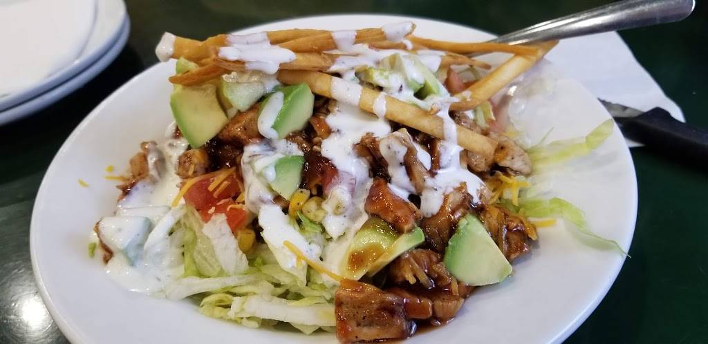 Gators Dockside Gainesville | restaurant | 3842 W Newberry Rd #1a, Gainesville, FL 32607, USA | 3523384445 OR +1 352-338-4445