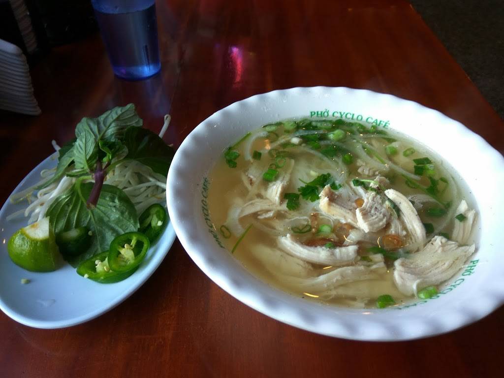 The Pho Broadway | restaurant | 406 Broadway E, Seattle, WA 98102, USA | 2063299256 OR +1 206-329-9256