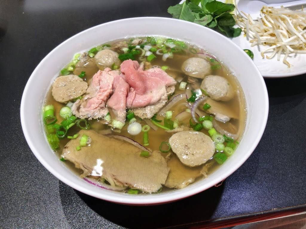 Pho Cafe on Bardstown | meal takeaway | 1704 Bardstown Rd, Louisville, KY 40205, USA | 5029162129 OR +1 502-916-2129