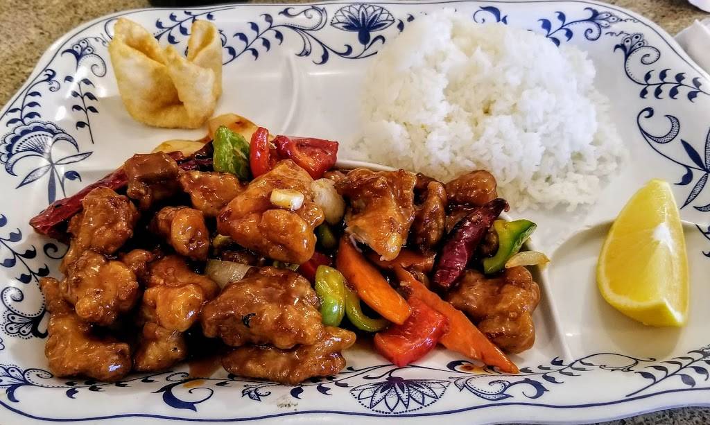 Dragon King Chinese Restaurant | restaurant | 6867 Mesa Ridge Pkwy, Fountain, CO 80817, USA | 7193823023 OR +1 719-382-3023