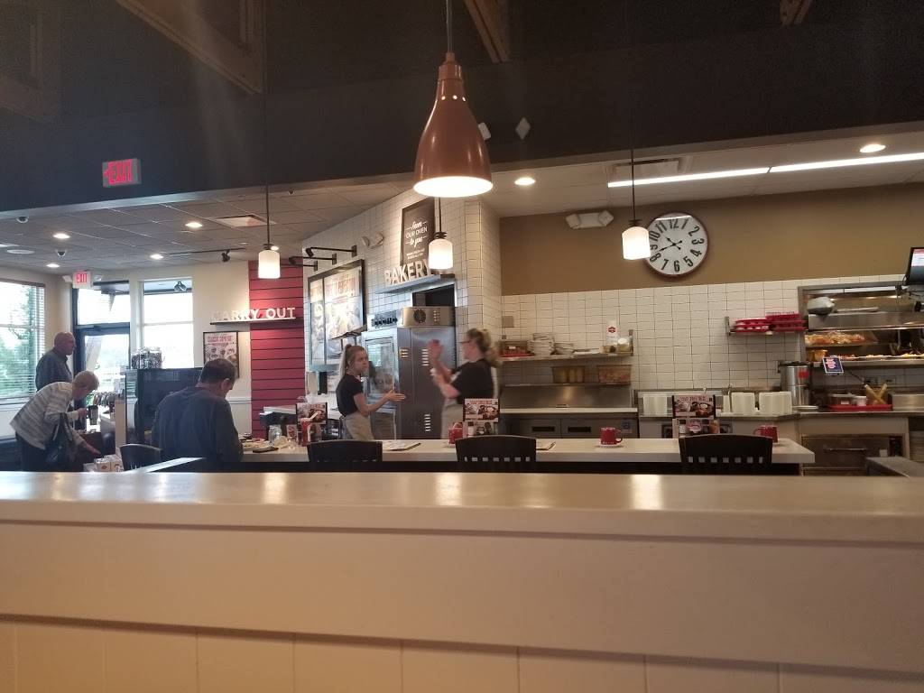 Bob Evans | restaurant | 618 Ring Rd, Harrison, OH 45030, USA | 5132029500 OR +1 513-202-9500