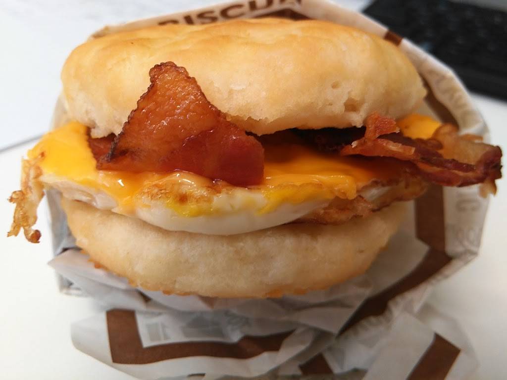 Jack in the Box | restaurant | 10699 Folsom Blvd, Rancho Cordova, CA 95670, USA | 9163645340 OR +1 916-364-5340