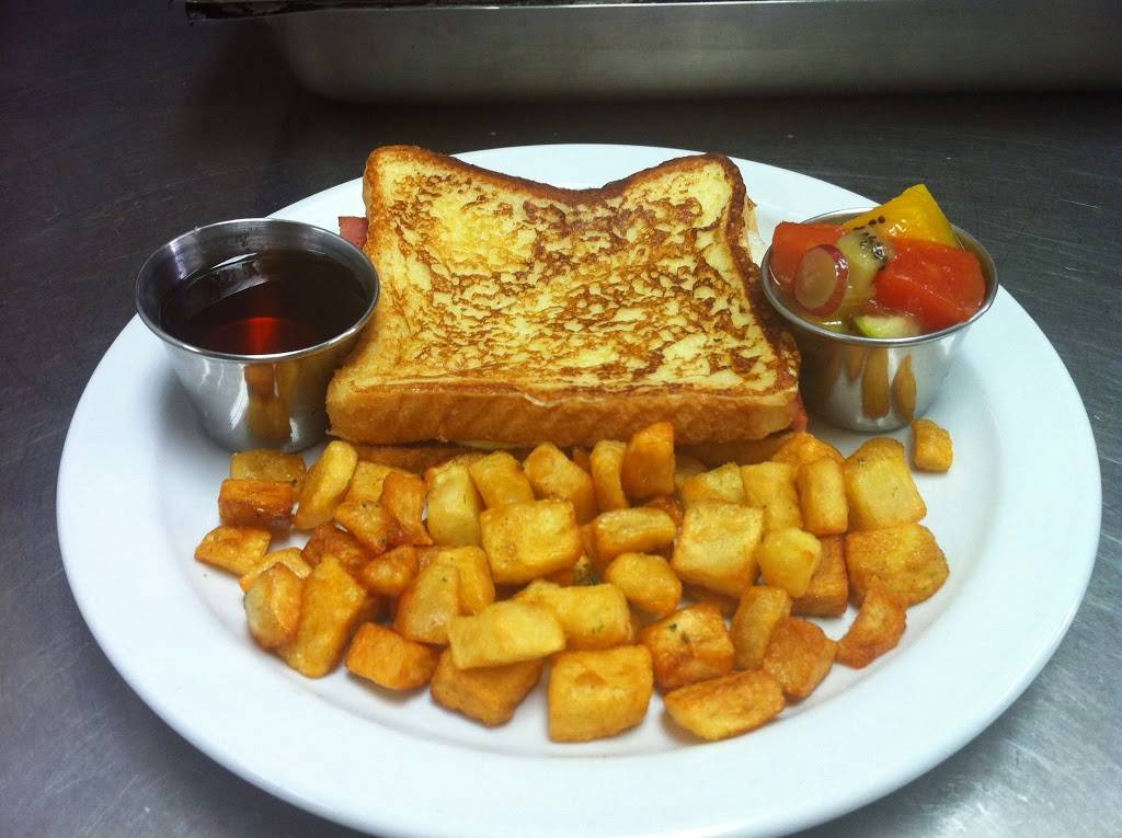 Resto Club Fruité | restaurant | 2569 Chemin des Écossais, Sherbrooke, QC J1C 0J5, Canada | 8195654147 OR +1 819-565-4147