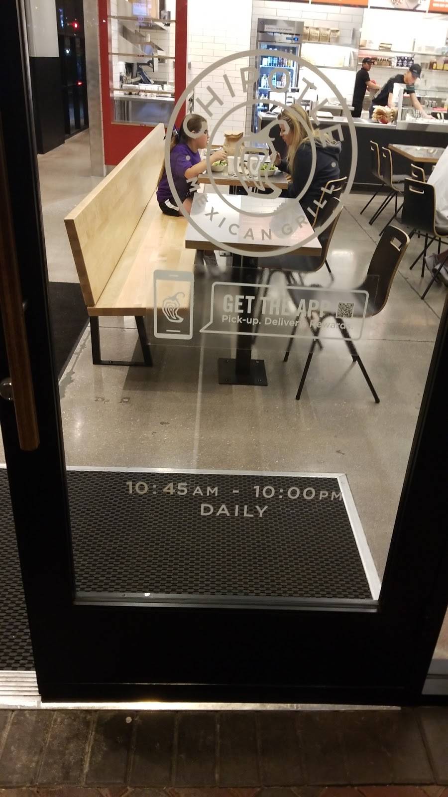 Chipotle Mexican Grill | restaurant | 9210 S Eastern Ave #100, Las Vegas, NV 89123, USA | 7022894297 OR +1 702-289-4297