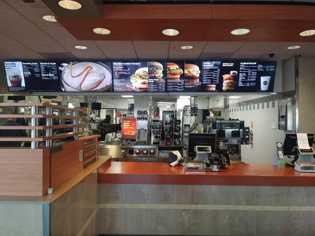 McDonalds | cafe | 1028 W Lee Rd, Orlando, FL 32810, USA | 4076471615 OR +1 407-647-1615