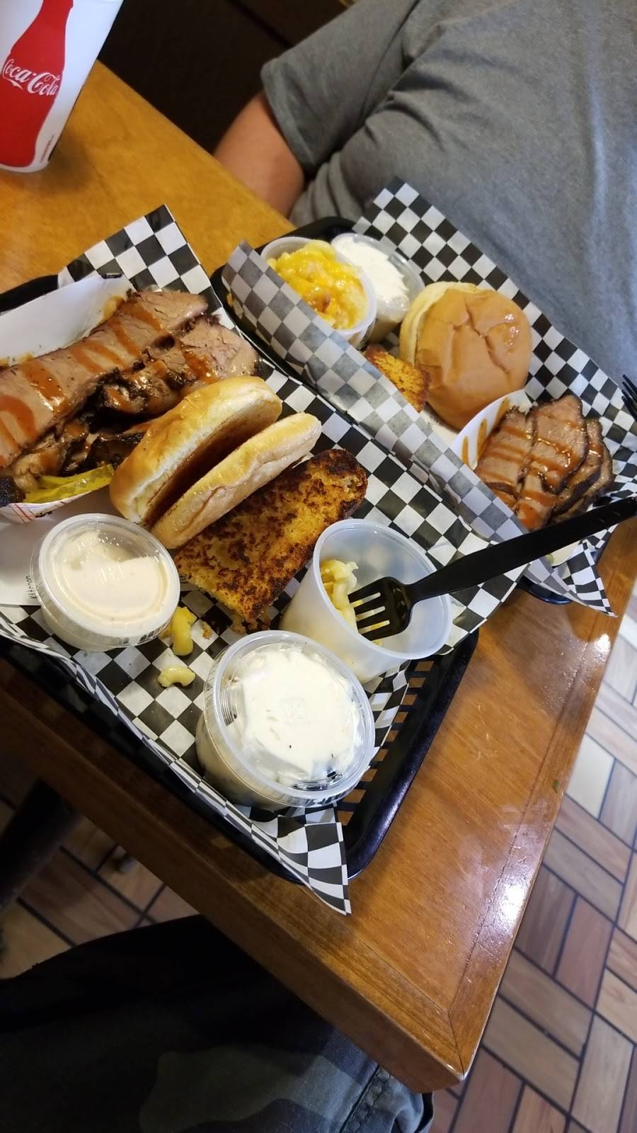 Moes Original BBQ Restaurant & Catering - Bangor | restaurant | 650 Broadway, Bangor, ME 04401, USA | 2079929000 OR +1 207-992-9000