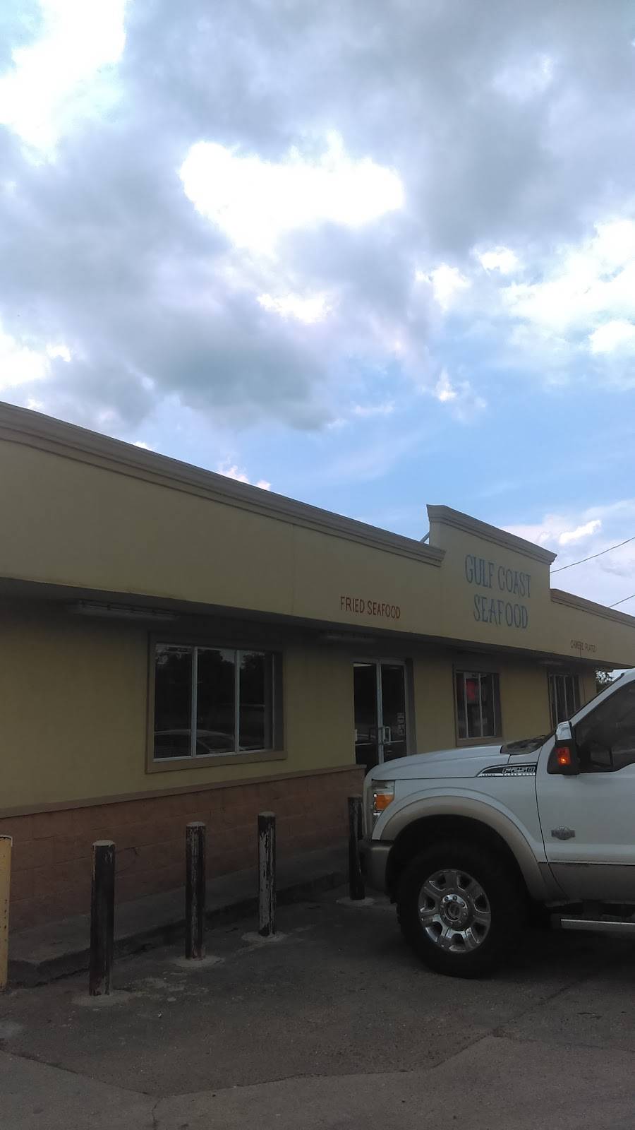 Gulf Coast Seafood | restaurant | 1960, 6137 W Port Arthur Rd, Port Arthur, TX 77640, USA | 4097363199 OR +1 409-736-3199