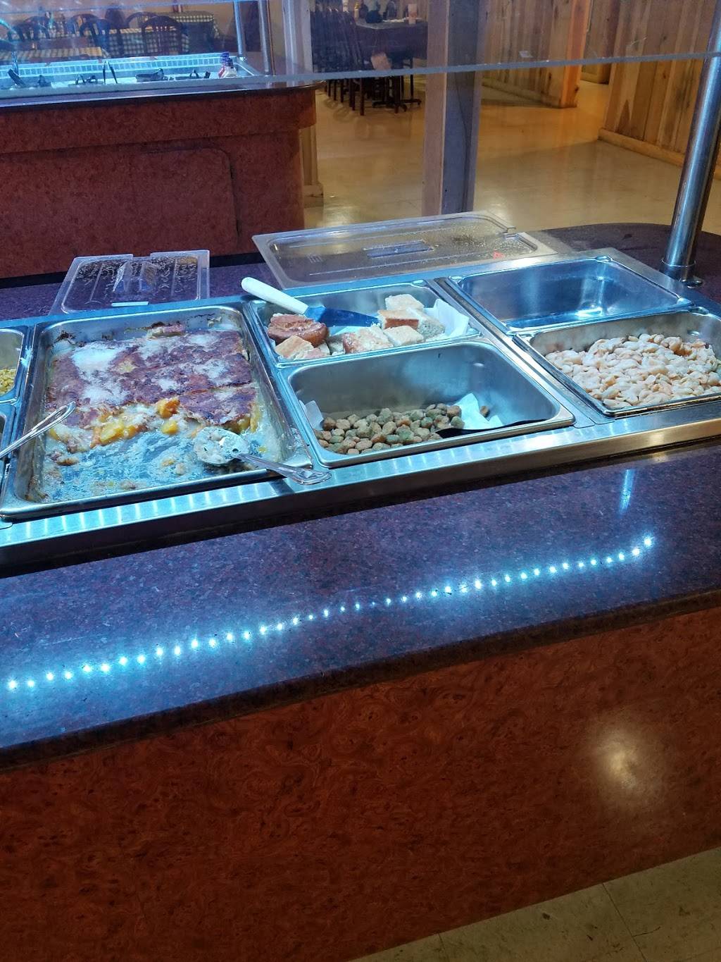 Fuquas Southern Soul Food | restaurant | 16125 US-72, Rogersville, AL 35652, USA | 2566077120 OR +1 256-607-7120