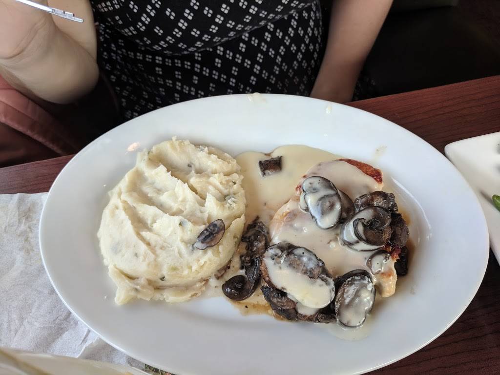 Ruby Tuesday | restaurant | 8133 E 96th St, Indianapolis, IN 46256, USA | 3178428368 OR +1 317-842-8368