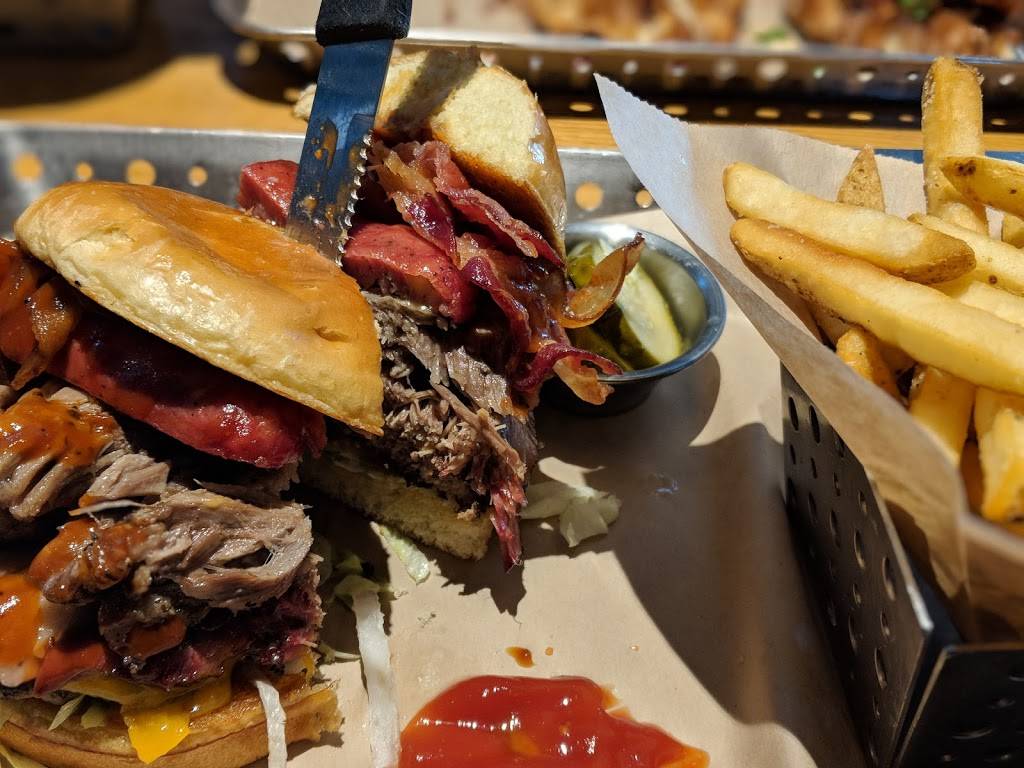 Chilis Grill & Bar | meal takeaway | 1715 W Nursery Rd, Linthicum Heights, MD 21090, USA | 4106948080 OR +1 410-694-8080