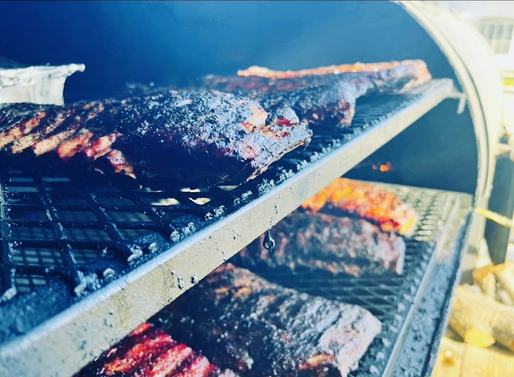 Holy Smokin EP | restaurant | 13468 Eastlake Blvd, Horizon City, TX 79928, USA | 9153837755 OR +1 915-383-7755