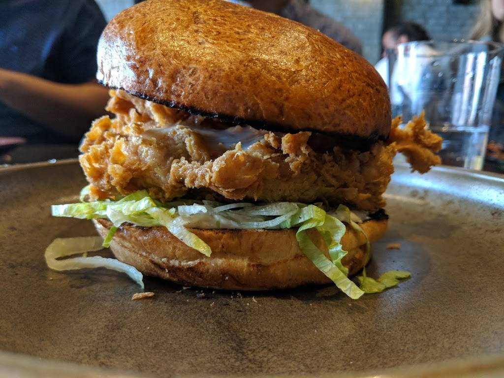 Roister Restaurant | restaurant | 951 W Fulton Market, Chicago, IL 60607, USA | 3127894896 OR +1 312-789-4896