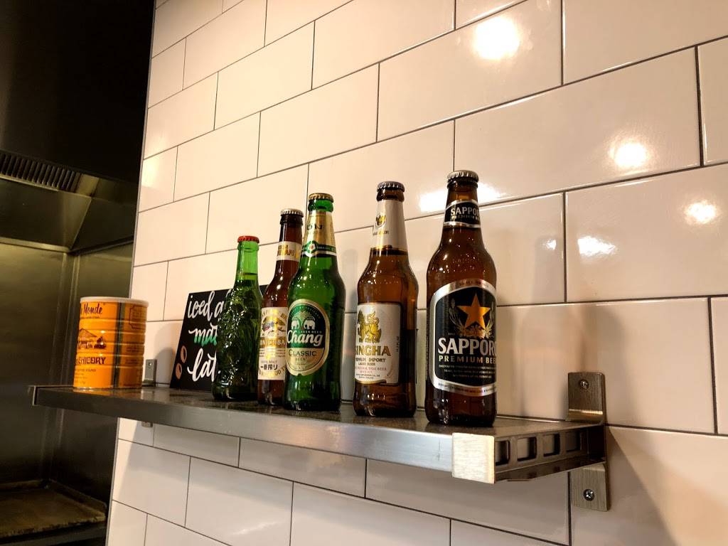 Nom Nom Asian Grill | restaurant | 13700 E Colfax Ave, Aurora, CO 80011, USA | 7207285104 OR +1 720-728-5104