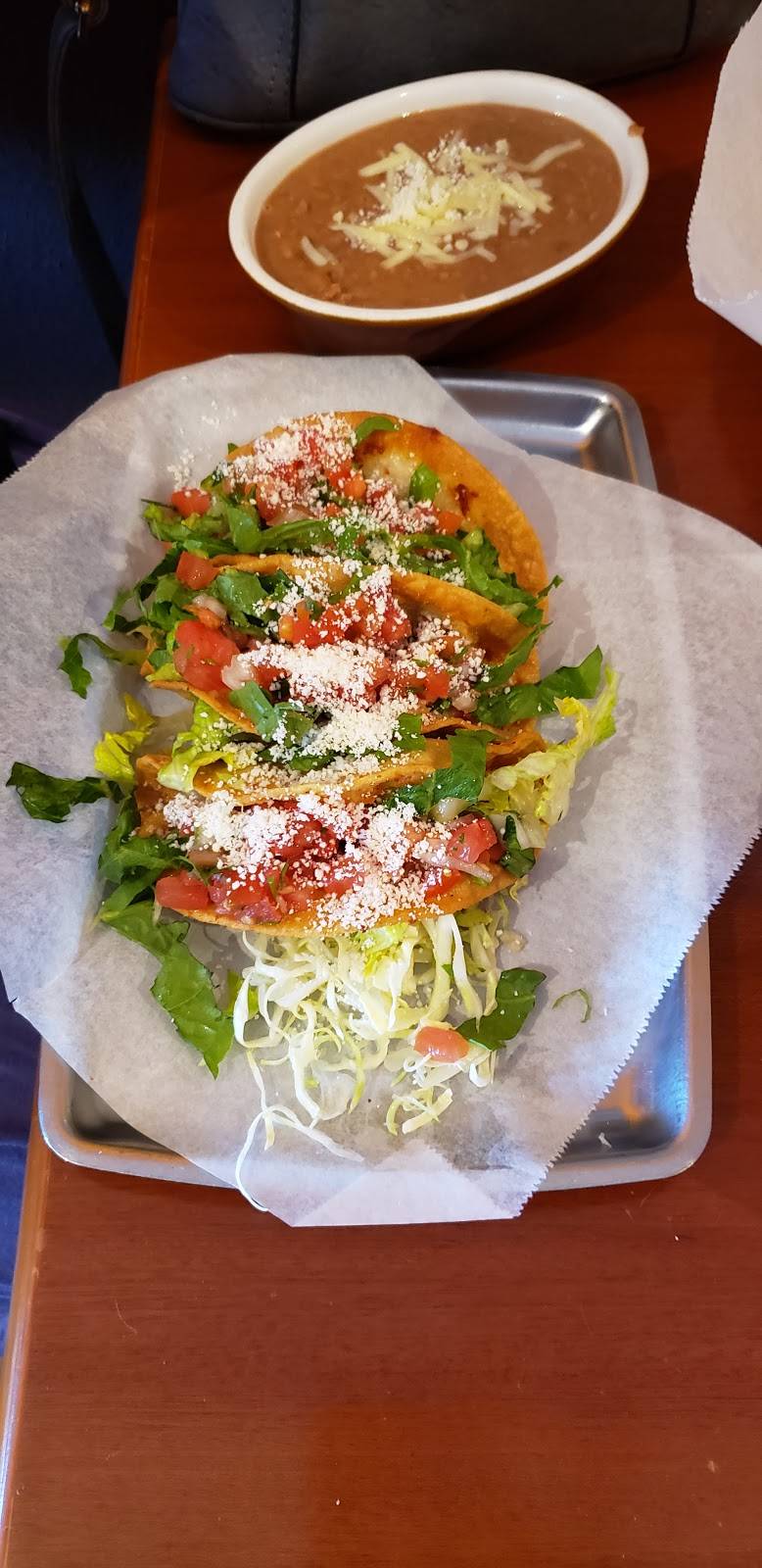 Luna llena restaurant | restaurant | 2760 Tapo Canyon Rd, Simi Valley, CA 93063, USA | 8052105022 OR +1 805-210-5022