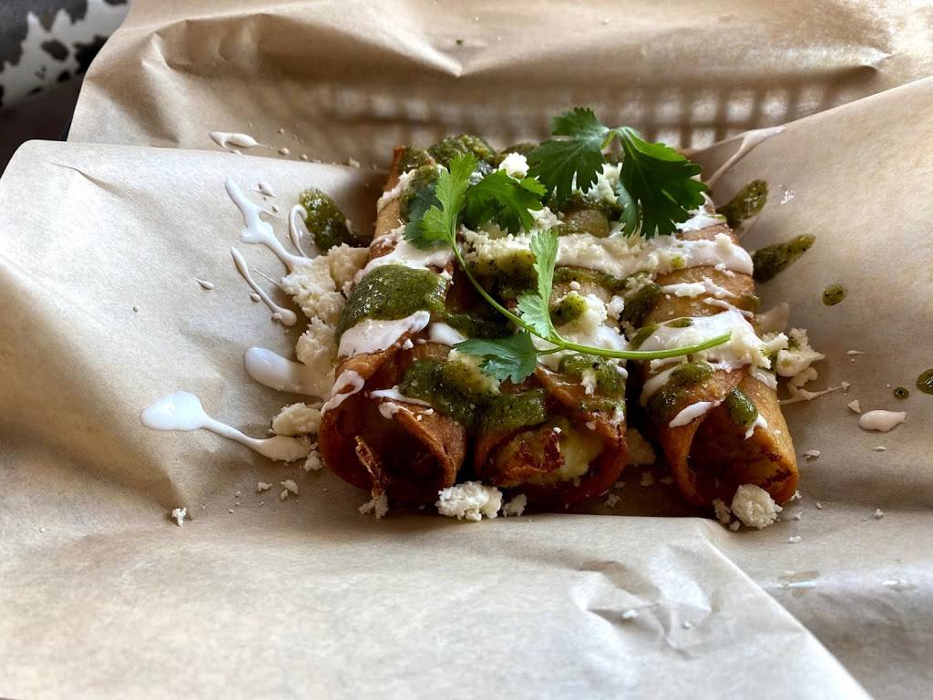 California Tacos | restaurant | 404 S Ridge Ave, Middletown, DE 19709, USA | 3027153355 OR +1 302-715-3355