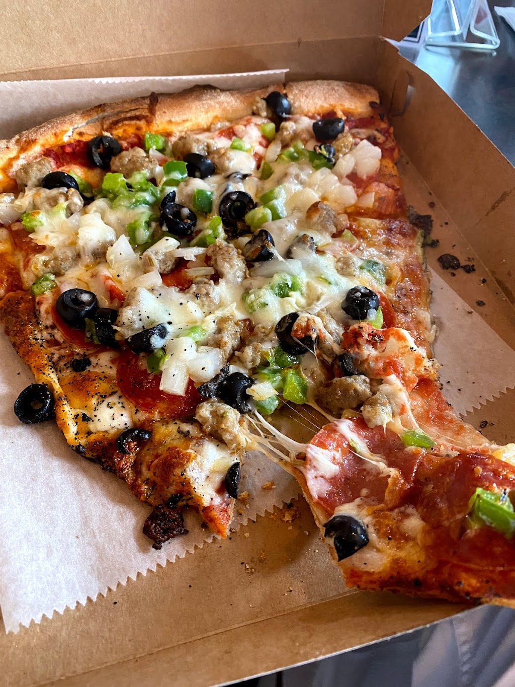 The Combine | restaurant | 2999 Troost Ave, Kansas City, MO 64109, USA | 8168953036 OR +1 816-895-3036