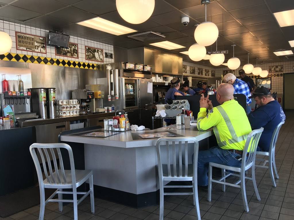 Waffle House | meal takeaway | 7147 Okeechobee Rd, Fort Pierce, FL 34945, USA | 7724618444 OR +1 772-461-8444