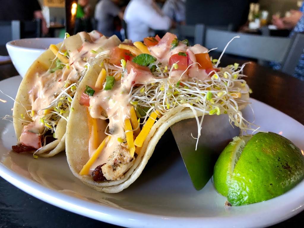 Perfect Pear Bistro | restaurant | 9845 S Priest Dr, Tempe, AZ 85284, USA | 4802473410 OR +1 480-247-3410