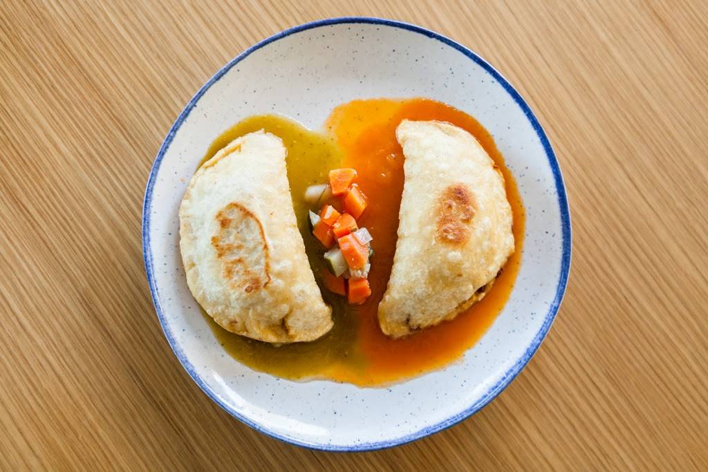 La Serenata Restaurant | restaurant | 2112, 10924 Pico Blvd, Los Angeles, CA 90064, USA | 3104419667 OR +1 310-441-9667