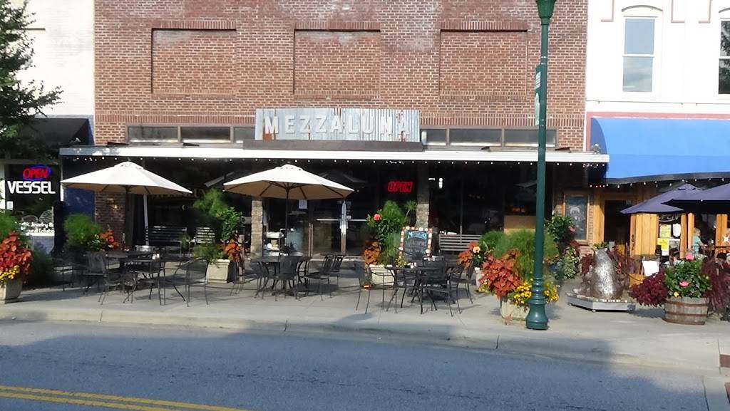 Mezzaluna | restaurant | 226 N Main St, Hendersonville, NC 28792, USA | 8286976575 OR +1 828-697-6575