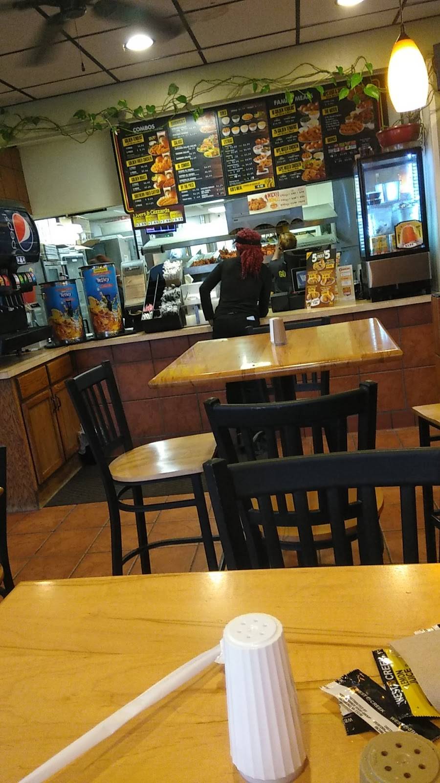 Golden Chick | meal takeaway | 179 N Valley Pkwy, Lewisville, TX 75067, USA | 9724362400 OR +1 972-436-2400