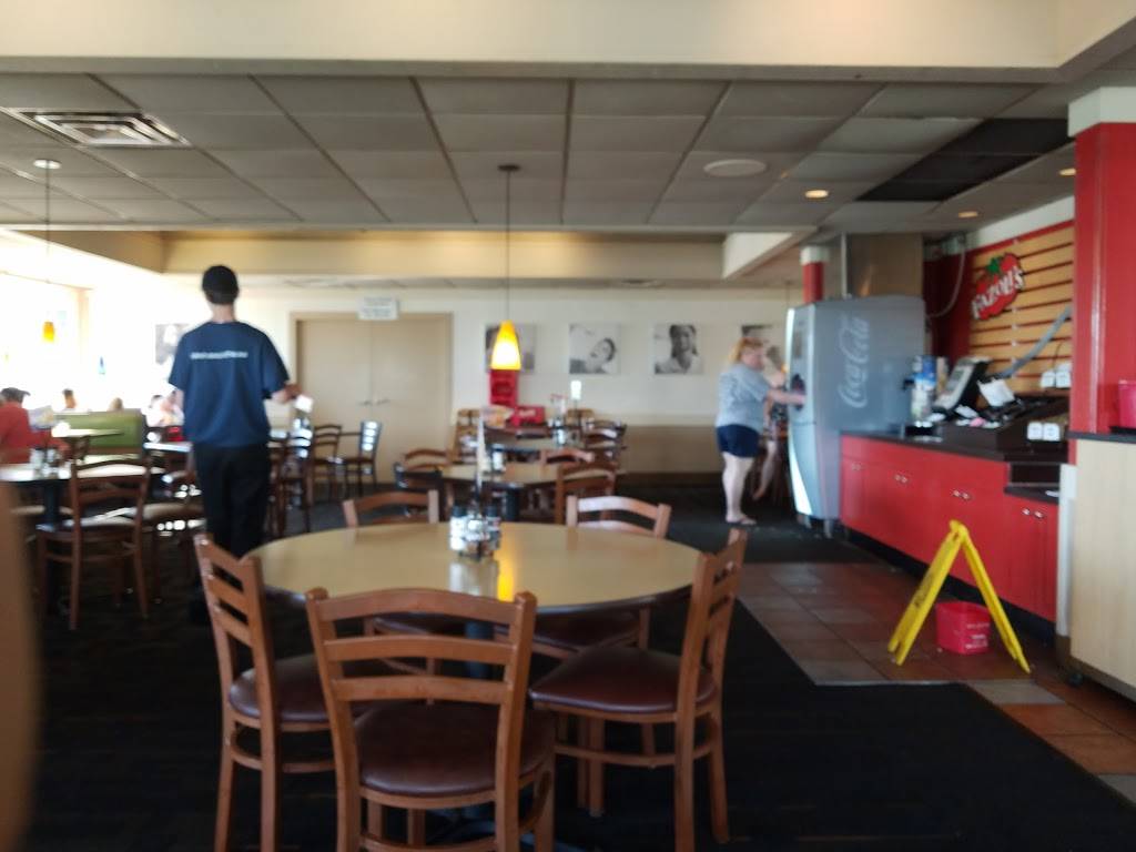 Fazolis | restaurant | 9433 Viking Center Drive, Louisville, KY 40222, USA | 5024231777 OR +1 502-423-1777