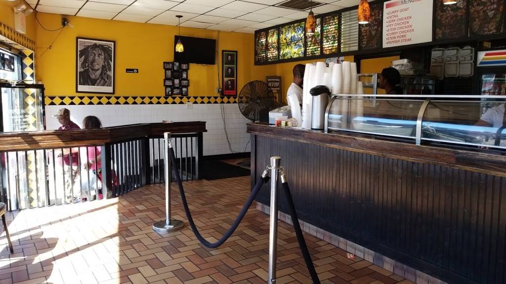 Benjies Jamaican Restaurant | restaurant | 1488 Albany Ave, Hartford, CT 06112, USA | 8602449974 OR +1 860-244-9974