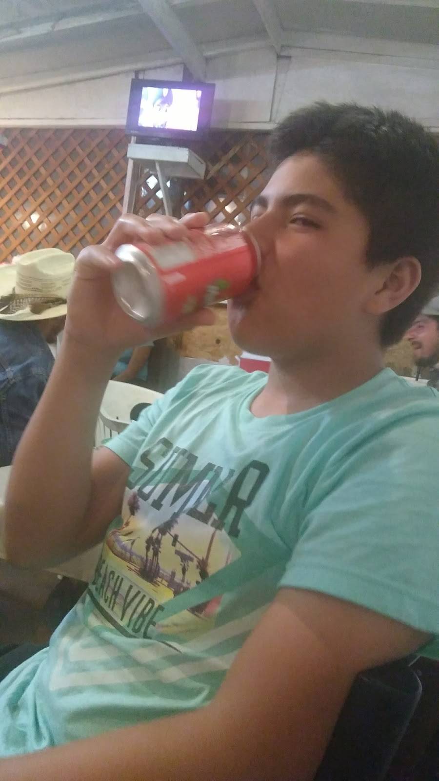 Taquería El Gordo | restaurant | Calle Jazmin Encinos Ensenada 770, Ensenada, B.C., Mexico | 016461290758 OR +52 646 129 0758