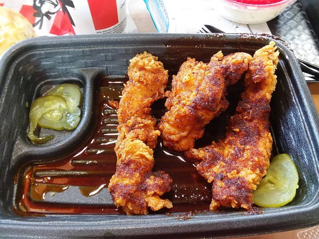 KFC | restaurant | 2339 S Wayne Rd, Westland, MI 48186, USA | 7343261750 OR +1 734-326-1750