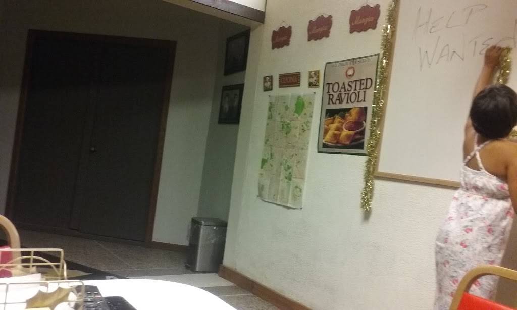 Pietros Pizza | meal delivery | 2912 S Kinnickinnic Ave, Milwaukee, WI 53207, USA | 4144830650 OR +1 414-483-0650