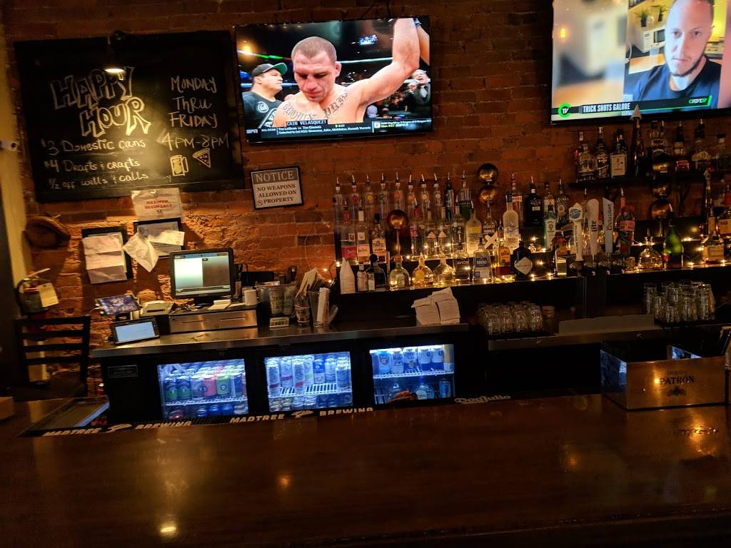 Rusconi Pizza | restaurant | 126 W 6th St, Cincinnati, OH 45202, USA | 5132937521 OR +1 513-293-7521