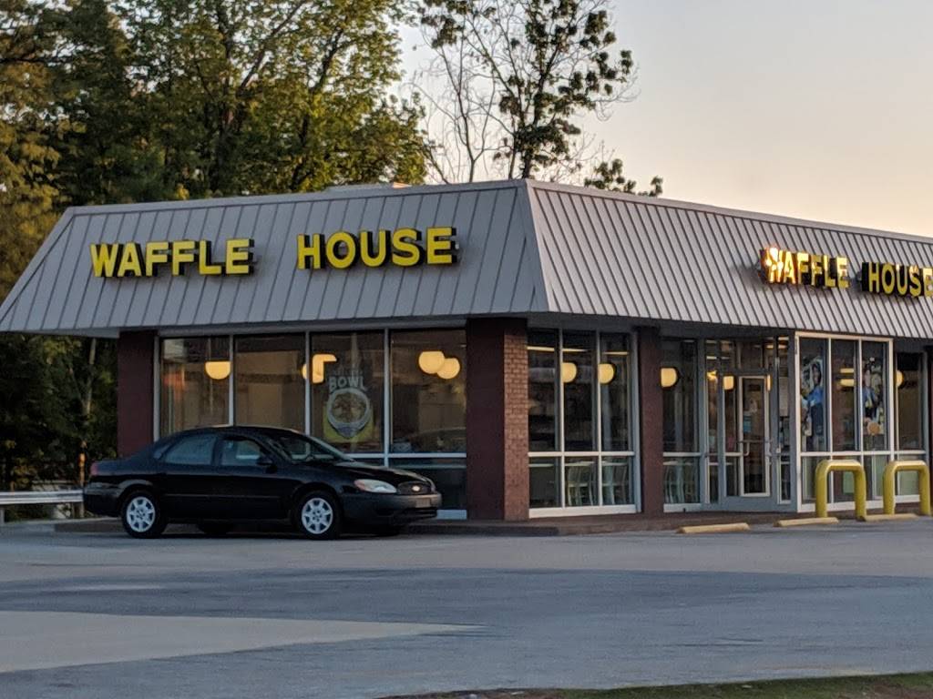 Waffle House | meal takeaway | 24 Casey Jones Ln, Jackson, TN 38305, USA | 7316688553 OR +1 731-668-8553