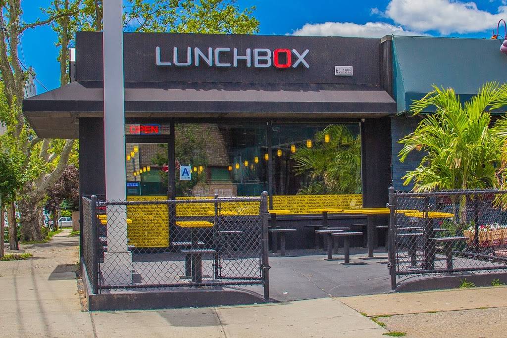Lunchbox | restaurant | 1612 Forest Ave, Staten Island, NY 10302, USA | 7184482929 OR +1 718-448-2929