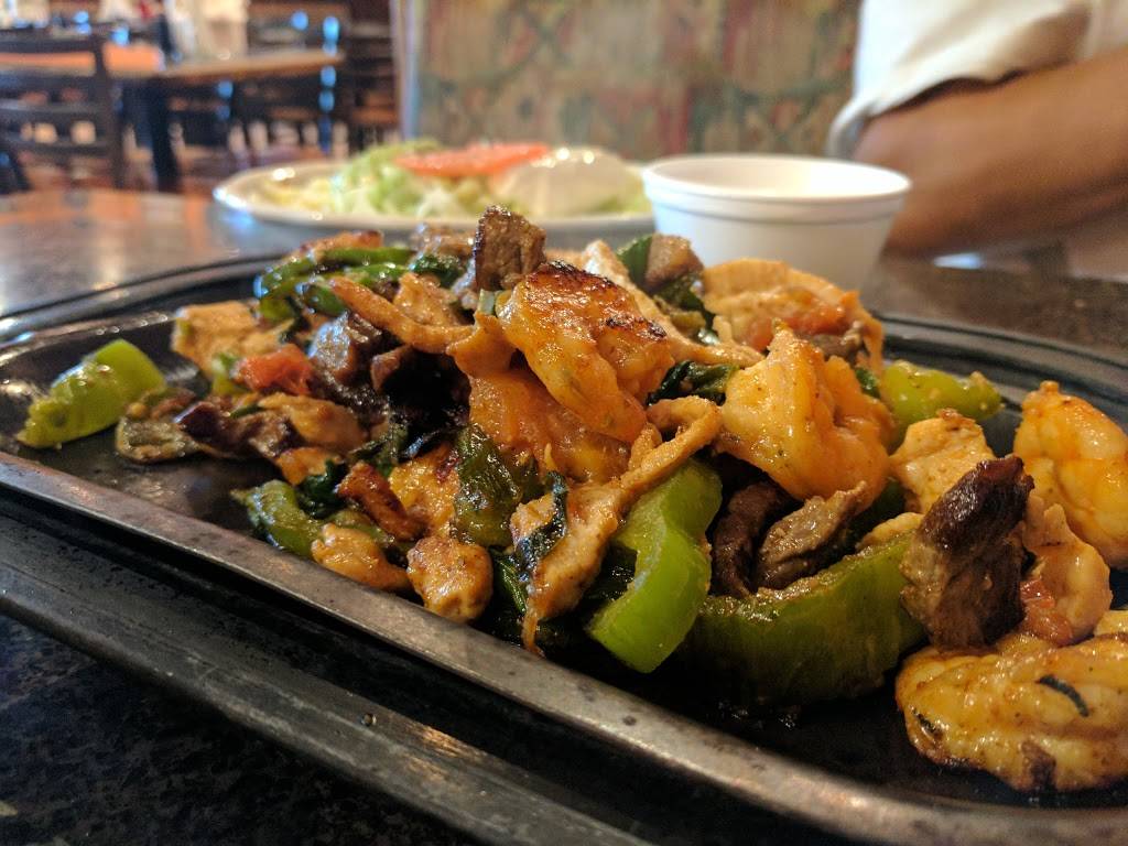 La Nopalera | restaurant | 155 Hampton Point Dr, St. Augustine, FL 32092, USA | 9042307879 OR +1 904-230-7879