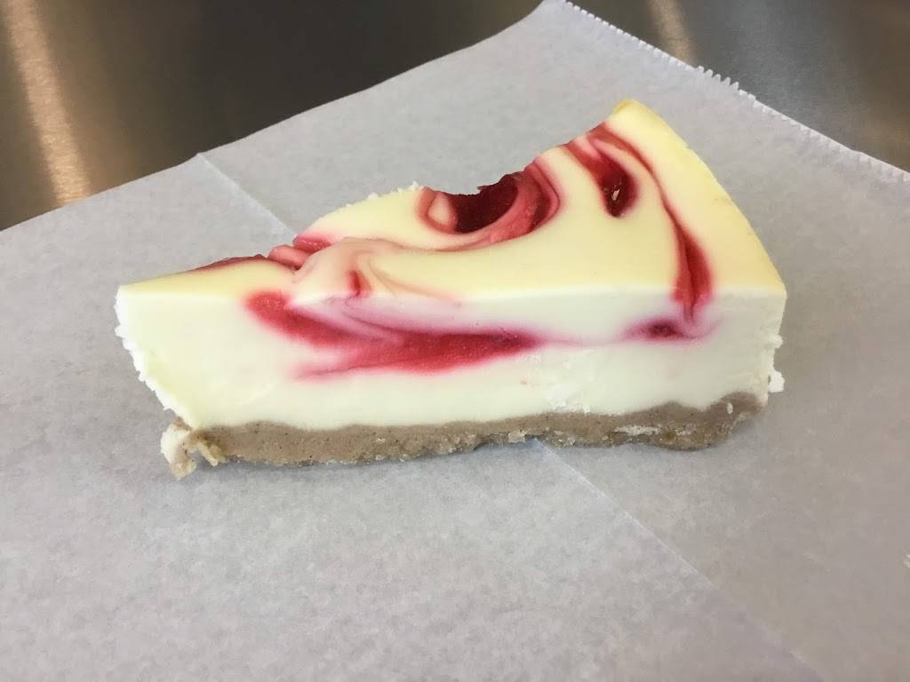 Cincy Fried Chicken | restaurant | 5554 Colerain Ave, Cincinnati, OH 45239, USA | 5134073112 OR +1 513-407-3112