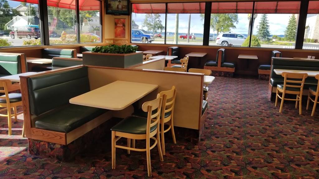 Wendys | restaurant | 1942 U.S. 31 North, Traverse City, MI 49686, USA | 2319389100 OR +1 231-938-9100