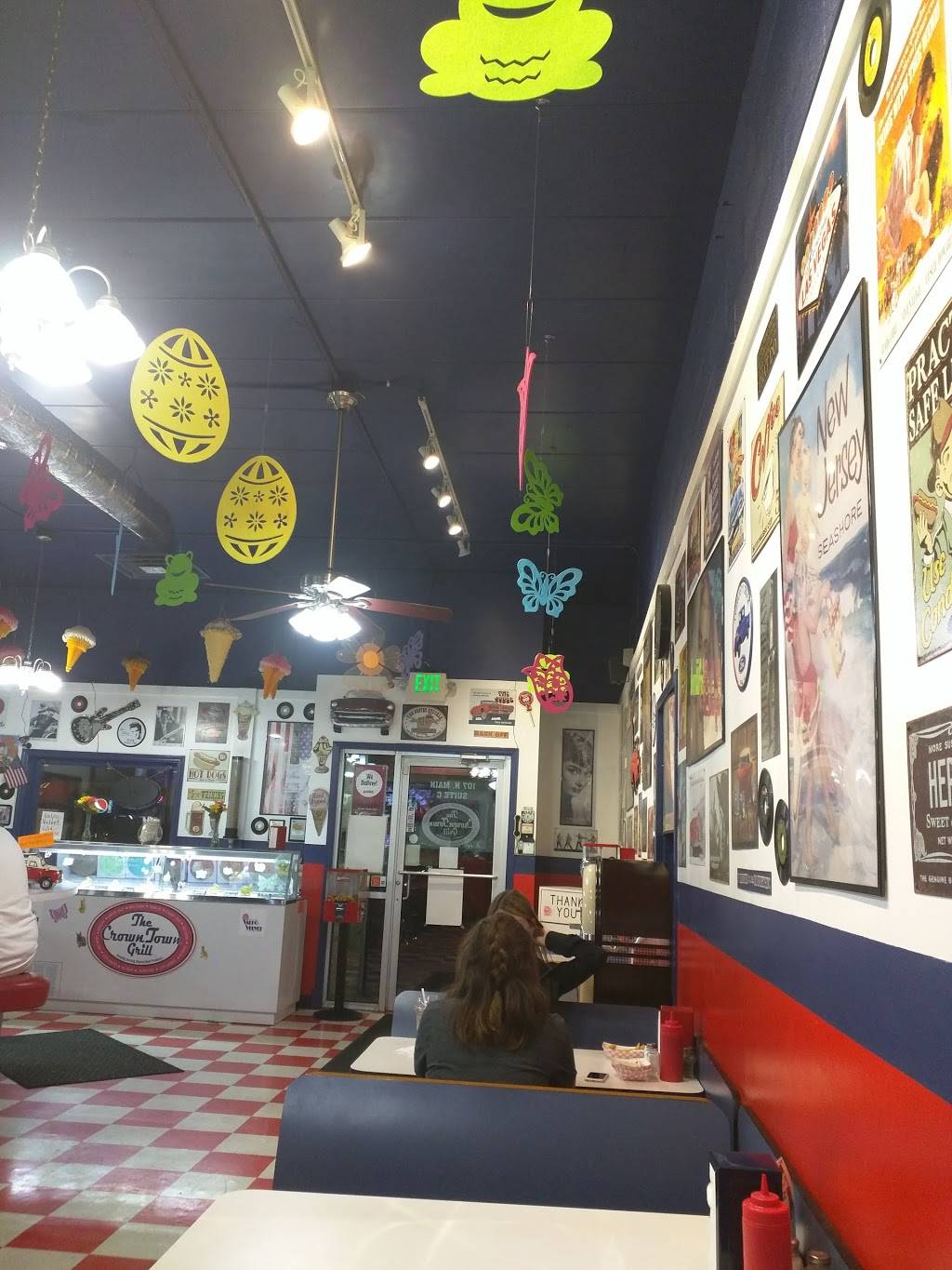 Crown Town Grill | restaurant | 107 N Main St, Crown Point, IN 46307, USA | 2196611955 OR +1 219-661-1955