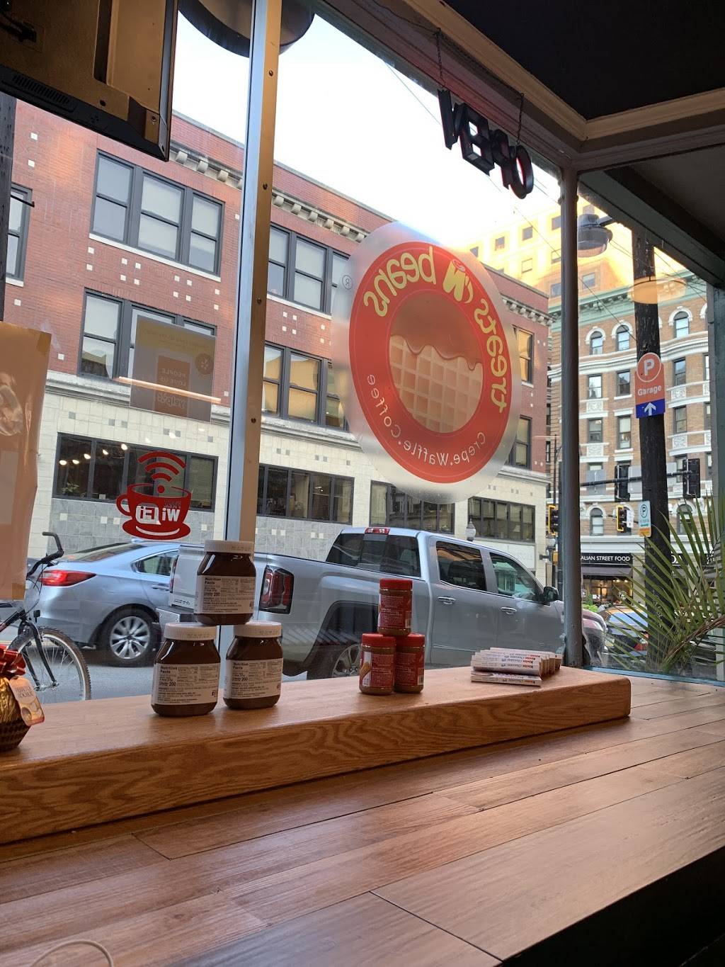 Treats and Beans Pittsburgh | cafe | 118 Meyran Ave, Pittsburgh, PA 15213, USA | 4125865667 OR +1 412-586-5667