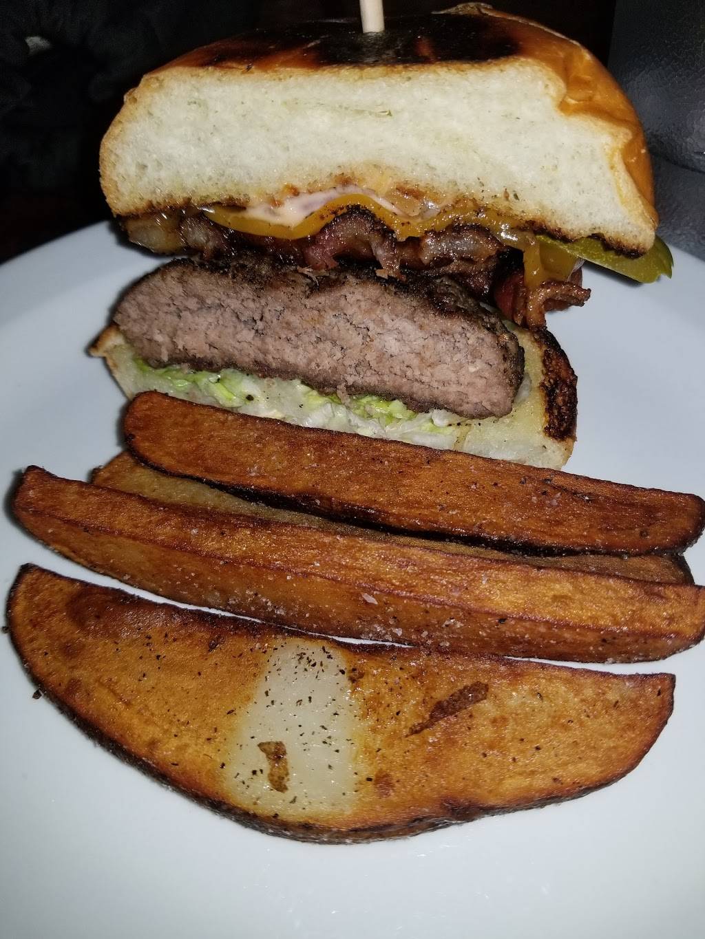 The Wakehouse | restaurant | 850 Kings River Rd, Reedley, CA 93654, USA | 5596379000 OR +1 559-637-9000