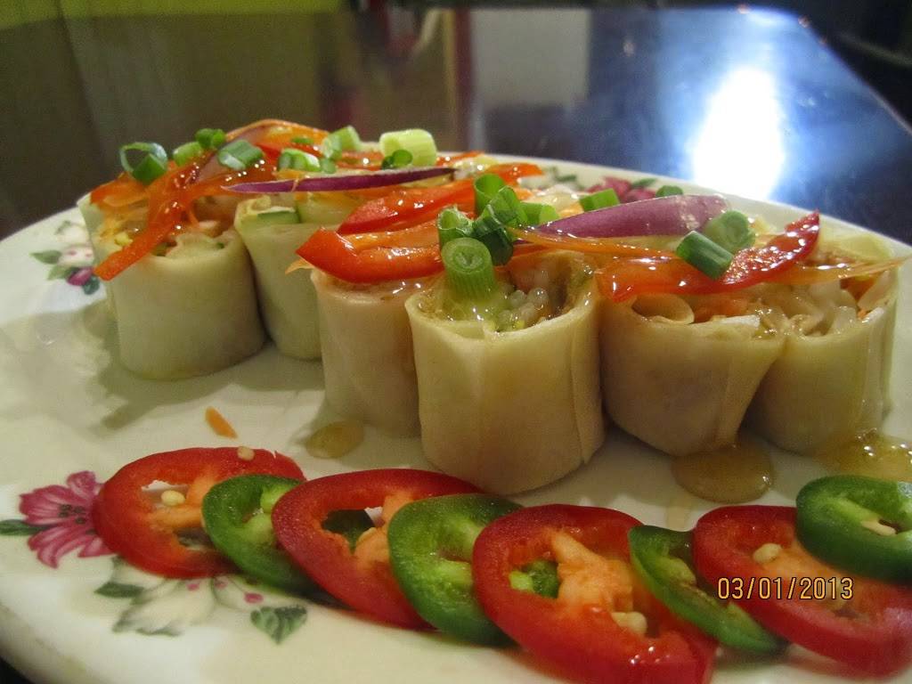 Thai Cafe | restaurant | 4950 Main St, Downers Grove, IL 60515, USA | 6305151471 OR +1 630-515-1471