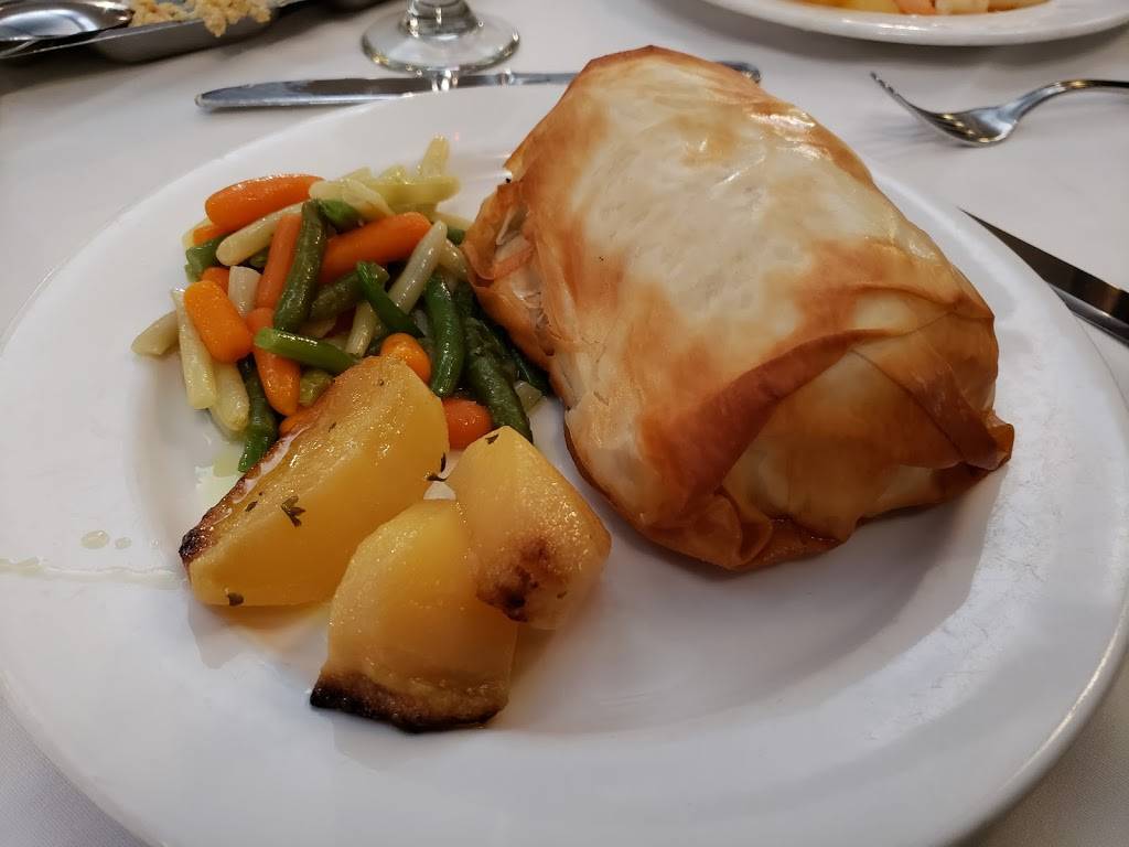 Palace Restaurant | restaurant | 722 Pape Ave, Toronto, ON M4K 3S7, Canada | 4164621166 OR +1 416-462-1166