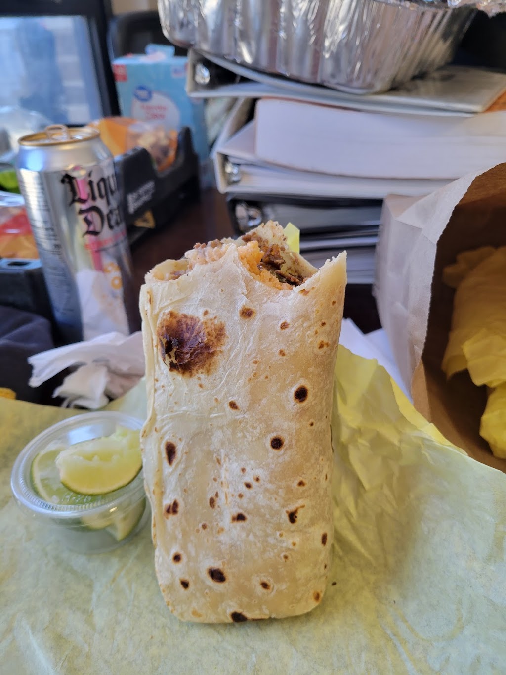 Roadrunner Mexican fast food | restaurant | 2420 Oliver, Wichita, KS 67210, USA | 3166508294 OR +1 316-650-8294