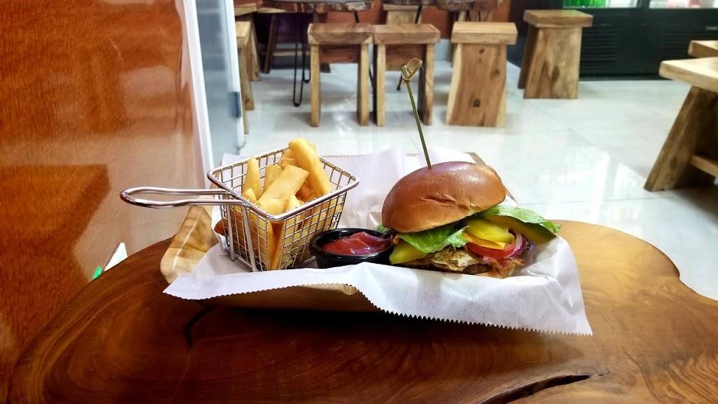 La CuCa | cafe | 102-11 43rd Avenue, Corona, NY 11368, USA | 7186852015 OR +1 718-685-2015